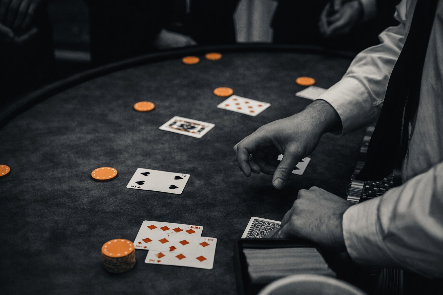 Top Casino Uniform Suppliers for Gaming and Hospitality